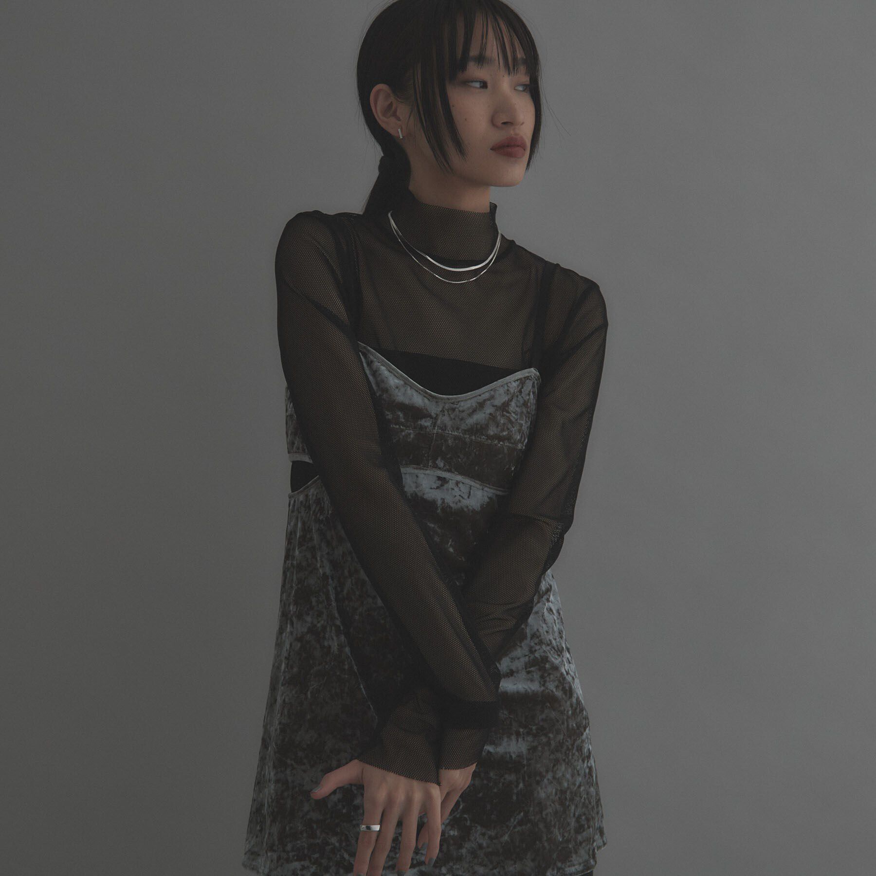 COCOSHNIK ONKITSCH「シルバー ハギーイヤリング ペンタゴン」|イヤリング|