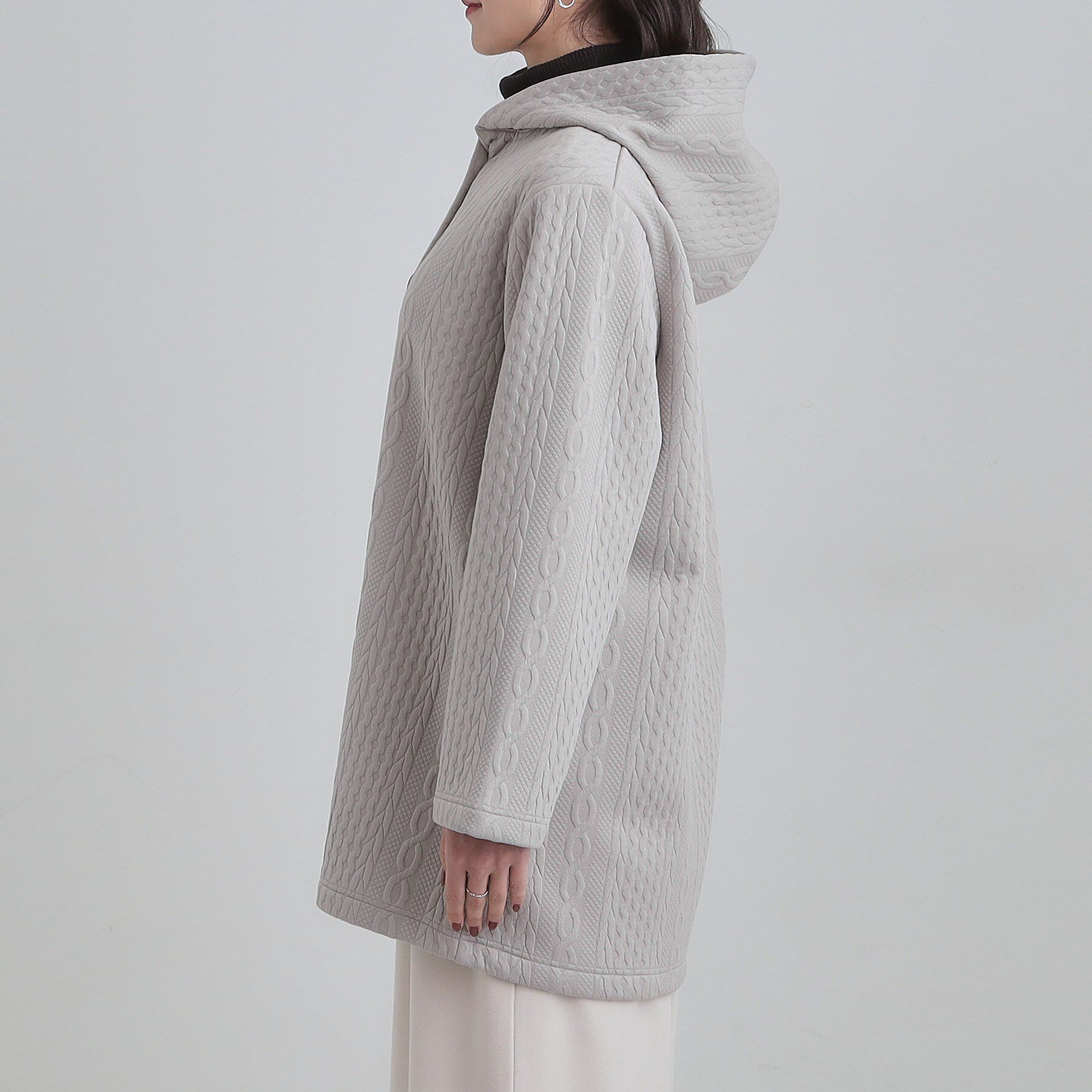 SHOO･LA･RUE「裏側ベロアジャージであったか ケーブルジャガードコーディガン」|カーディガン|