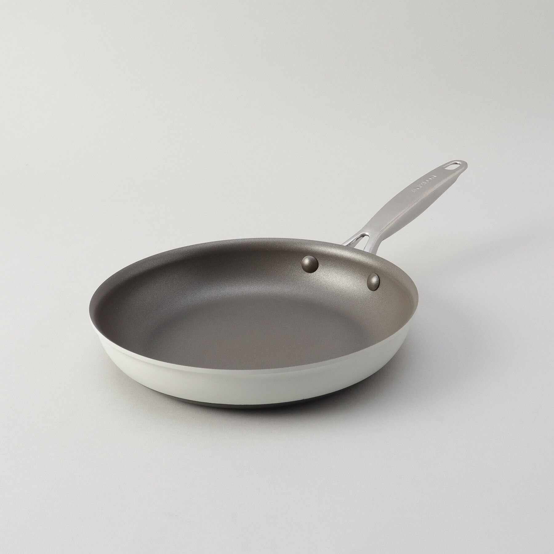 212 KITCHEN STORE「アナロンアチーブ24cm フライパン  ＜MEYER マイヤー＞」|食器・キッチングッズ|