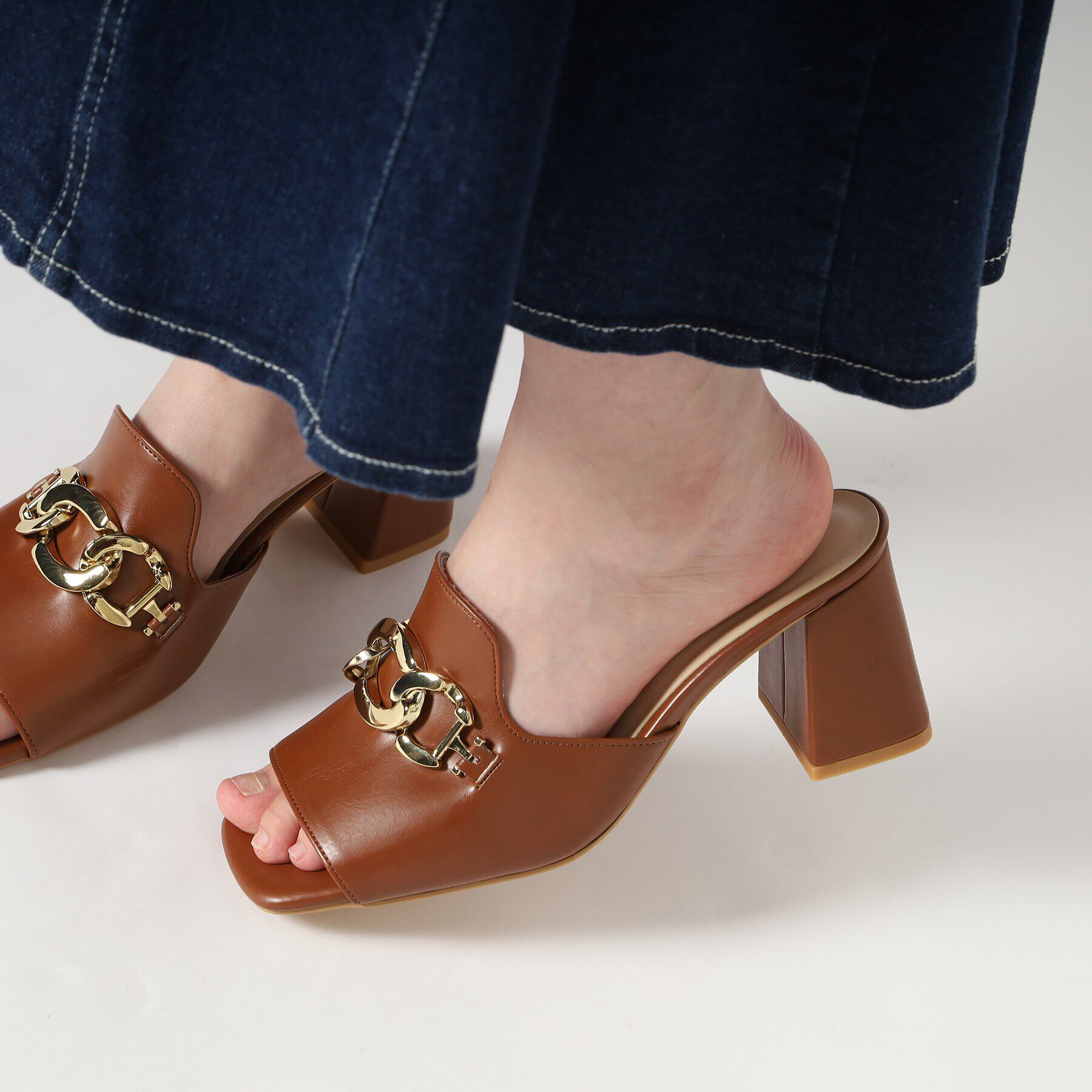 ESPERANZA「チェーン付きブロックヒールミュールサンダル」|サンダル|