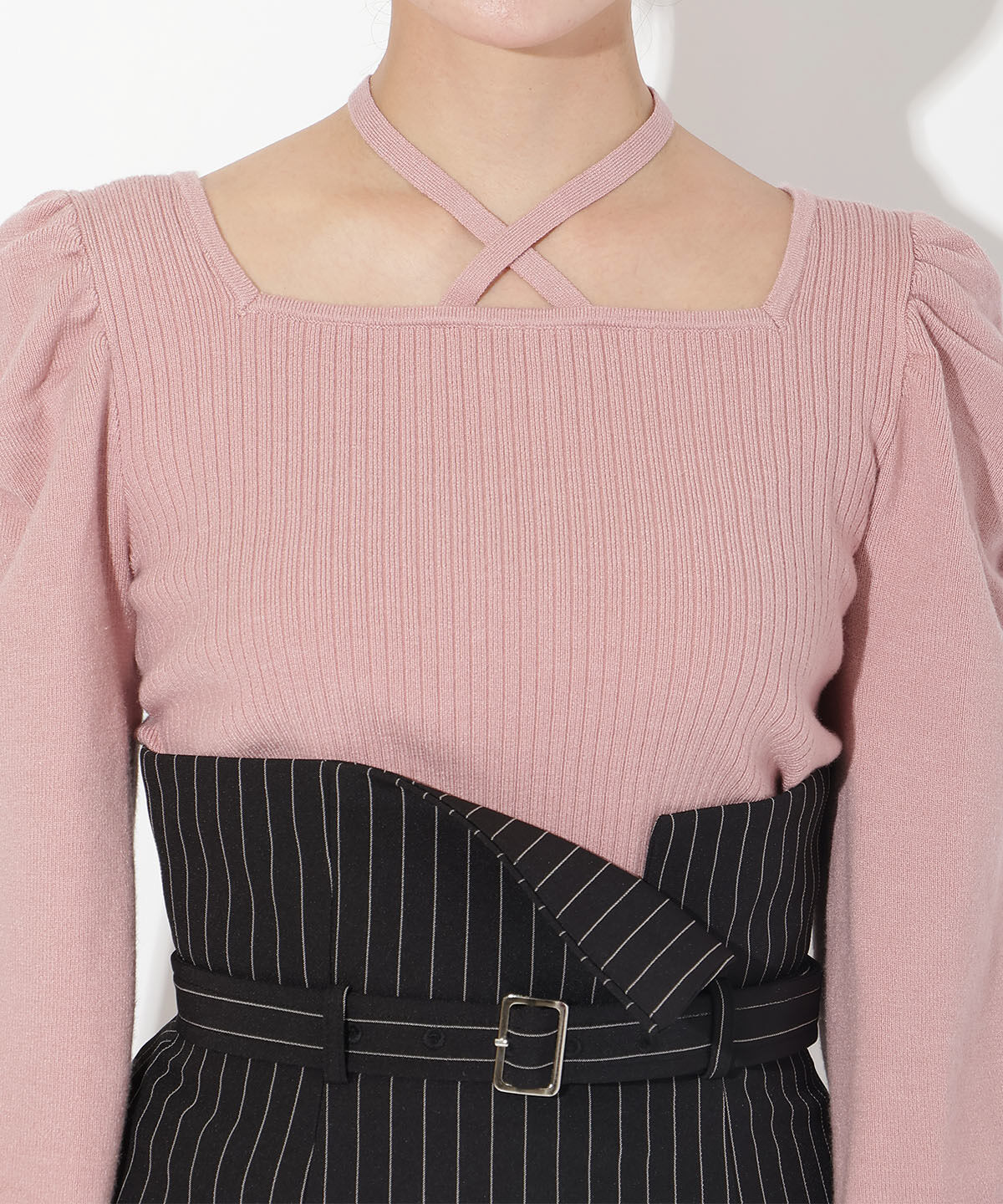 アンドクチュール「スクエアネック袖ギャザープルオーバー」|ニット・セーター|