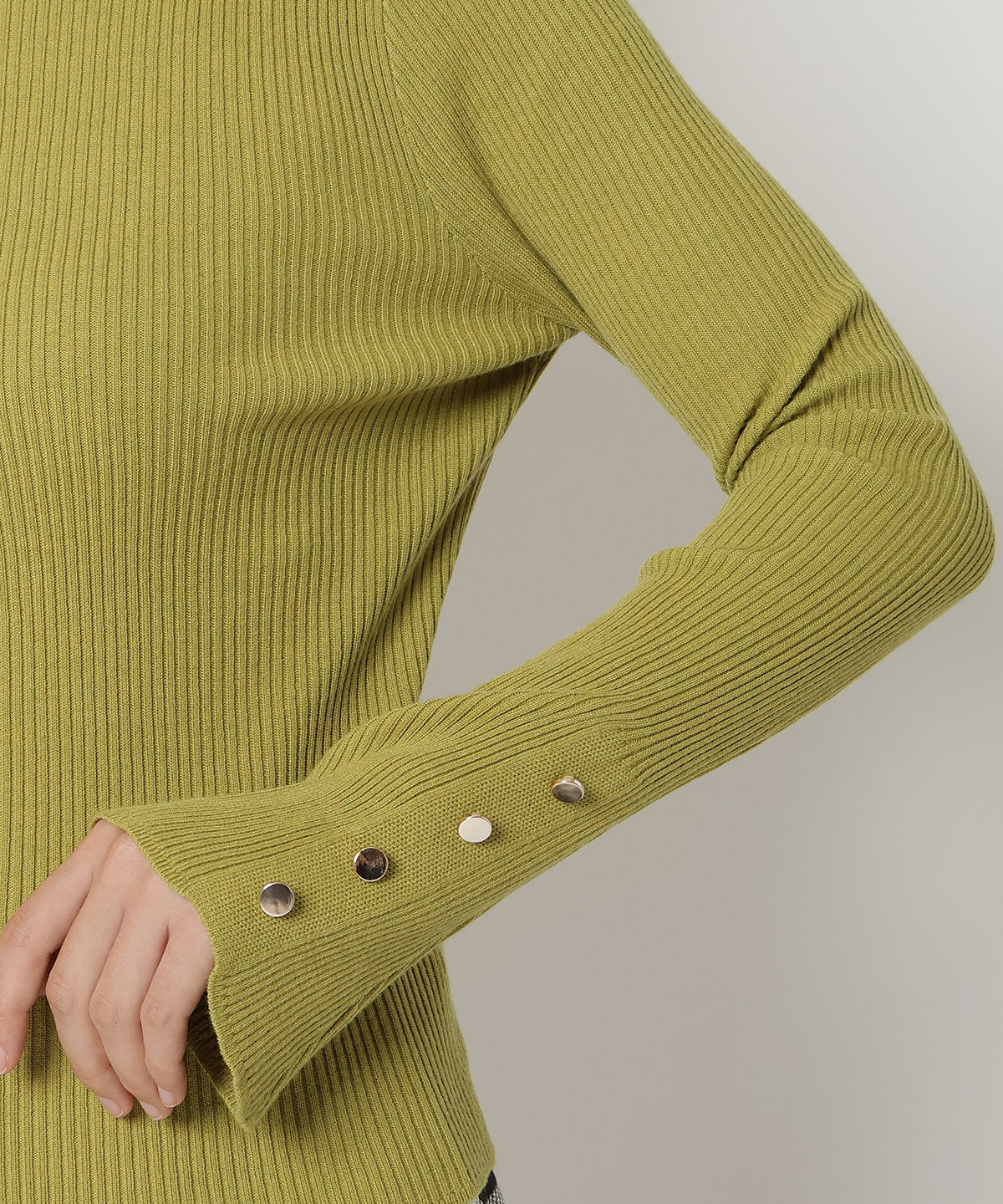 REDYAZEL「袖フレアタートルニット」|ニット・セーター|