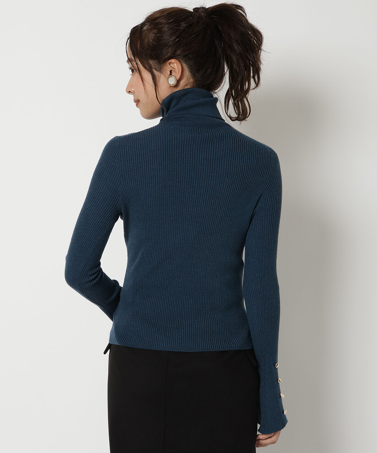 REDYAZEL「袖フレアタートルニット」|ニット・セーター|