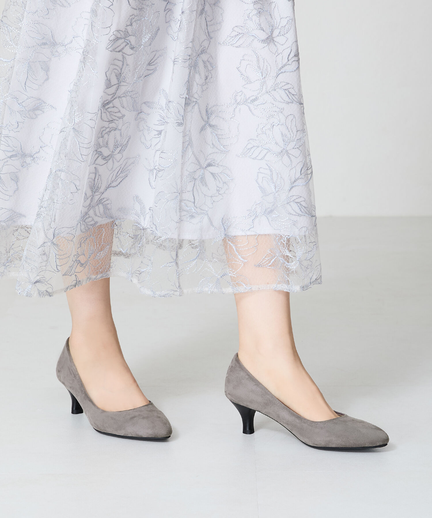 ORiental TRaffic「【WEB限定 / 累計9万足突破】 ミドルヒール パンプス /R-4008  ヒール5.5cm シンプル オフィス クッション」|パンプス|