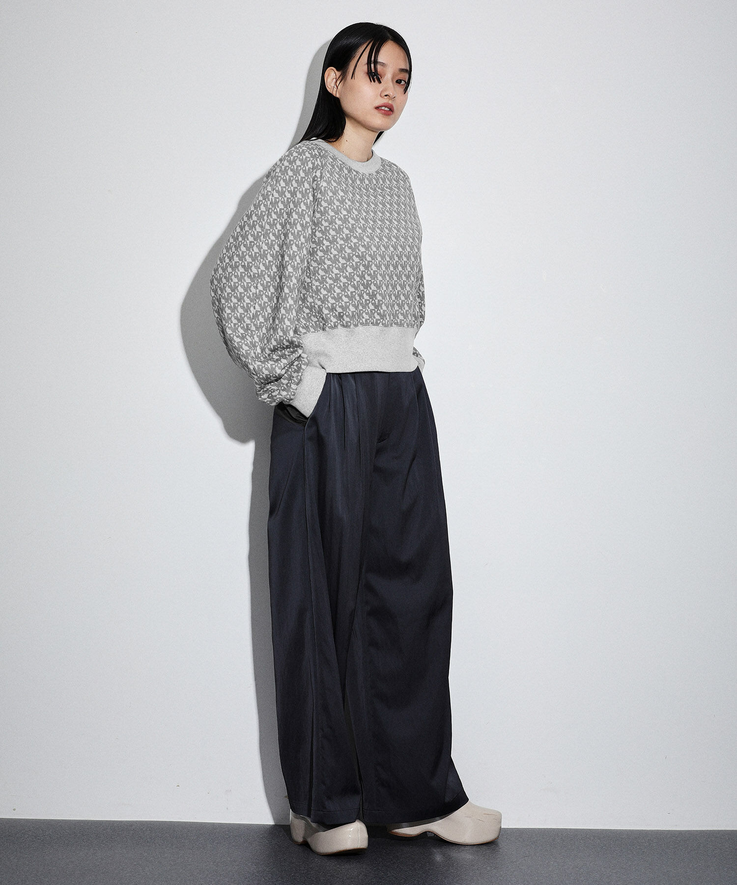 ADAM ET ROPE'「【サステナブル】クロップドスウェット」|スウェット・ジャージ|