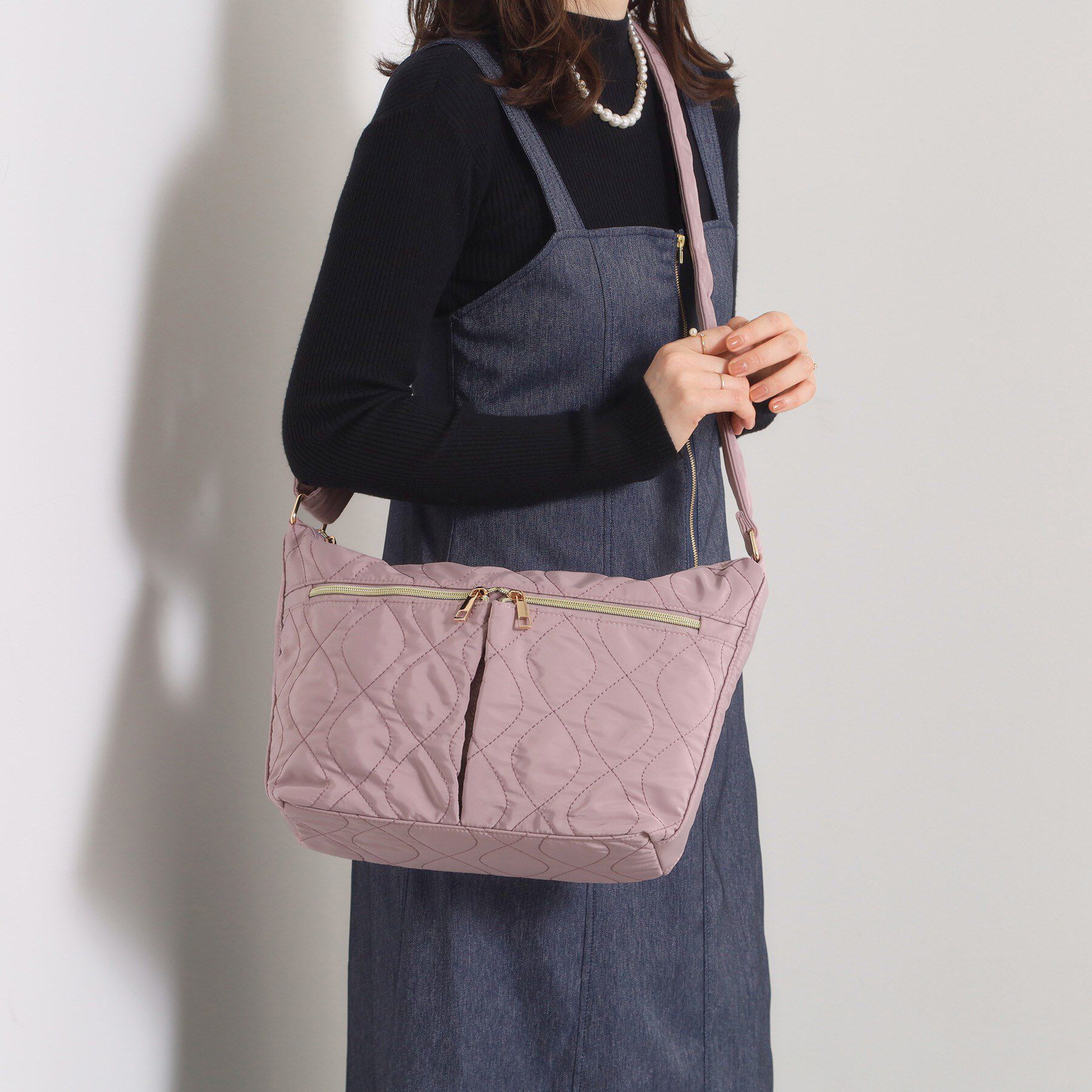 ITS&rsquo;DEMO「【6ポケット】キルトショルダー」|ショルダー・メッセンジャー|ピンク(071)