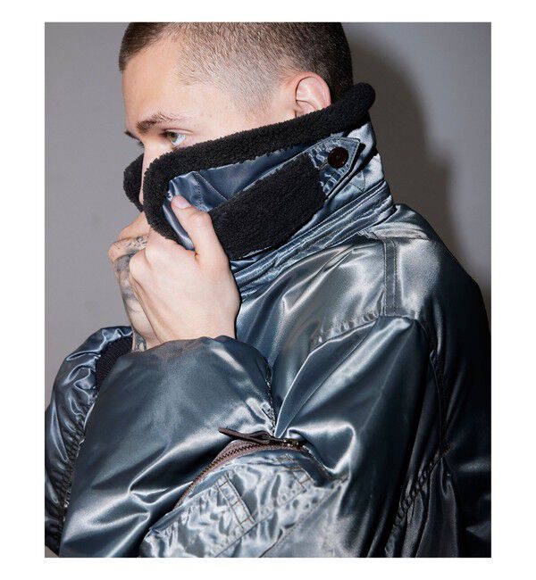 BEAMS「ワイドショートフィット B-15タイプ フライトジャケット」|ブルゾン・スタジャン|