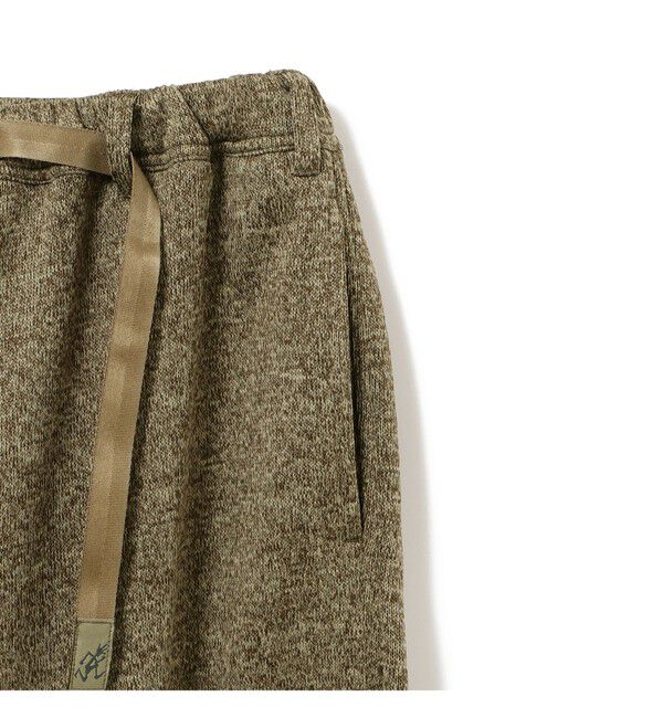 BEAMS「【別注】Gramicci / ボンディング ニット フリースパンツ」|チノ|