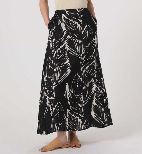 TOMORROWLAND GOODS「WRITEWELL　リーフパターンロングスカート」|フレア|