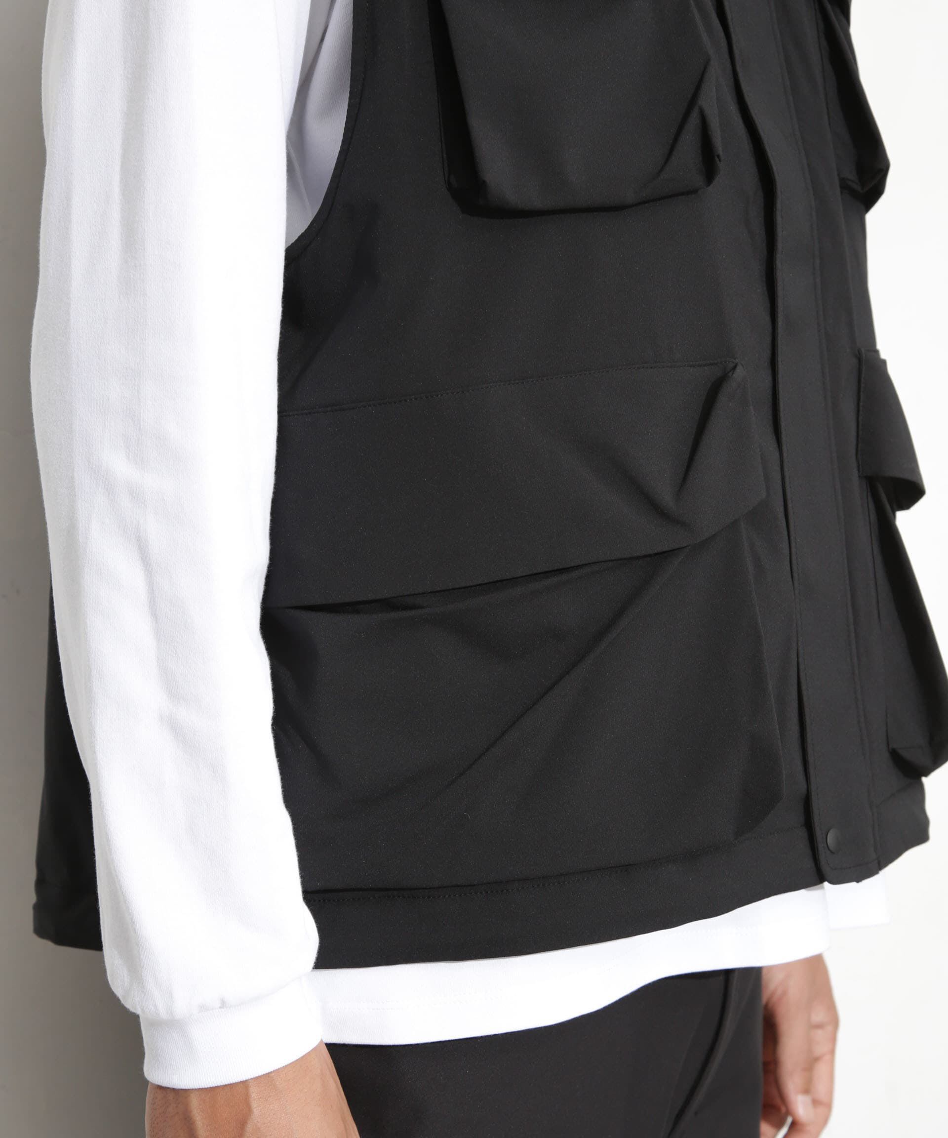 nano･universe「「Octa(R) CPCP(R)」ウォータープルーフカーゴベスト」|アウトドア|