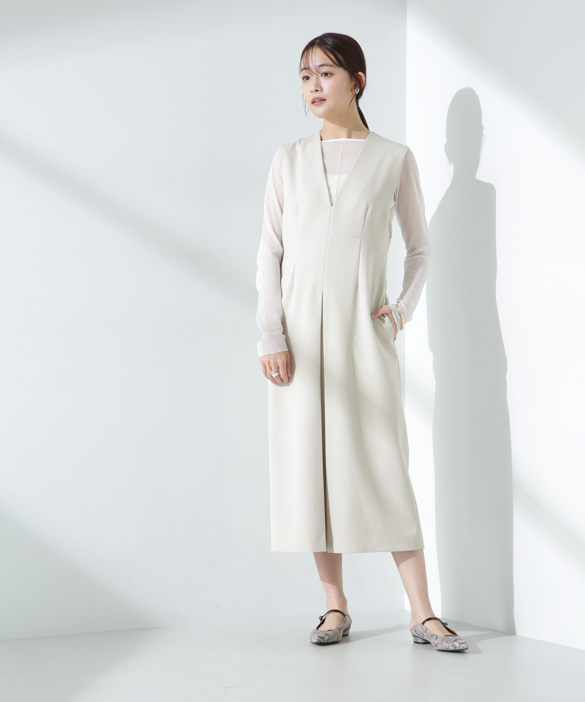 nano･universe「デイリーファンクション Vネックタックワンピース(セットアップ可)」|ワンピース|