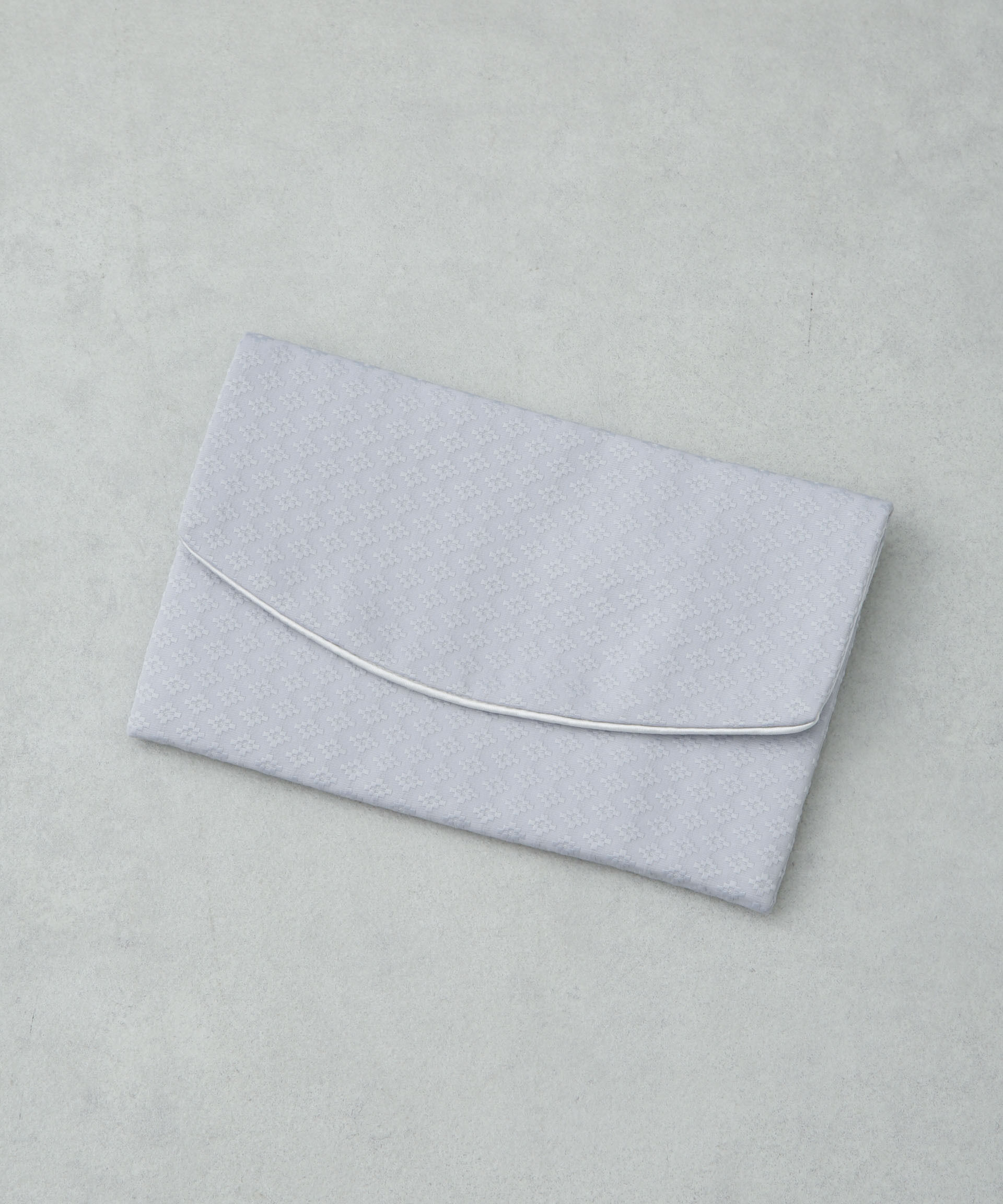 nano･universe「kaene/ラウンドパイピング袱紗」|その他|L.ブルー1