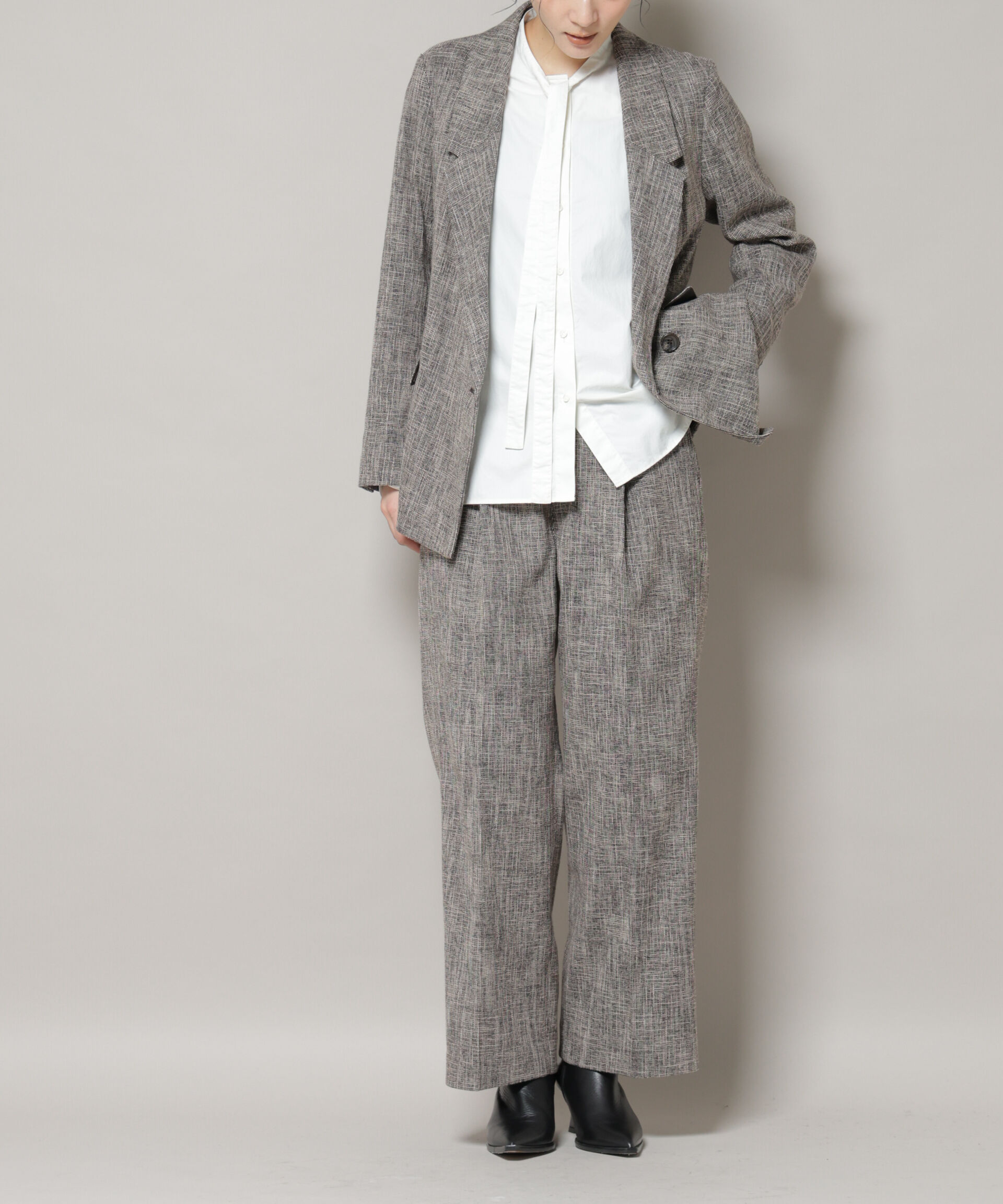 nano･universe「ツイードタックセミワイドパンツ(セットアップ可)」|チノ|ブラウン