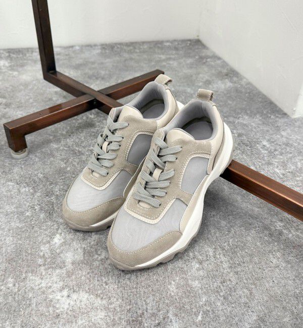 fredy emue「【atelier brugge/アトリエブルージュ】 ライトソール微配色スニーカー」|スニーカー|