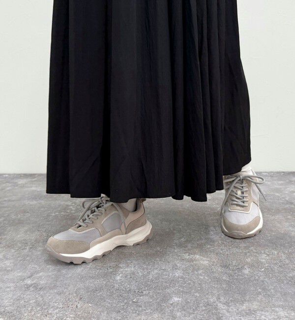 fredy emue「【atelier brugge/アトリエブルージュ】 ライトソール微配色スニーカー」|スニーカー|