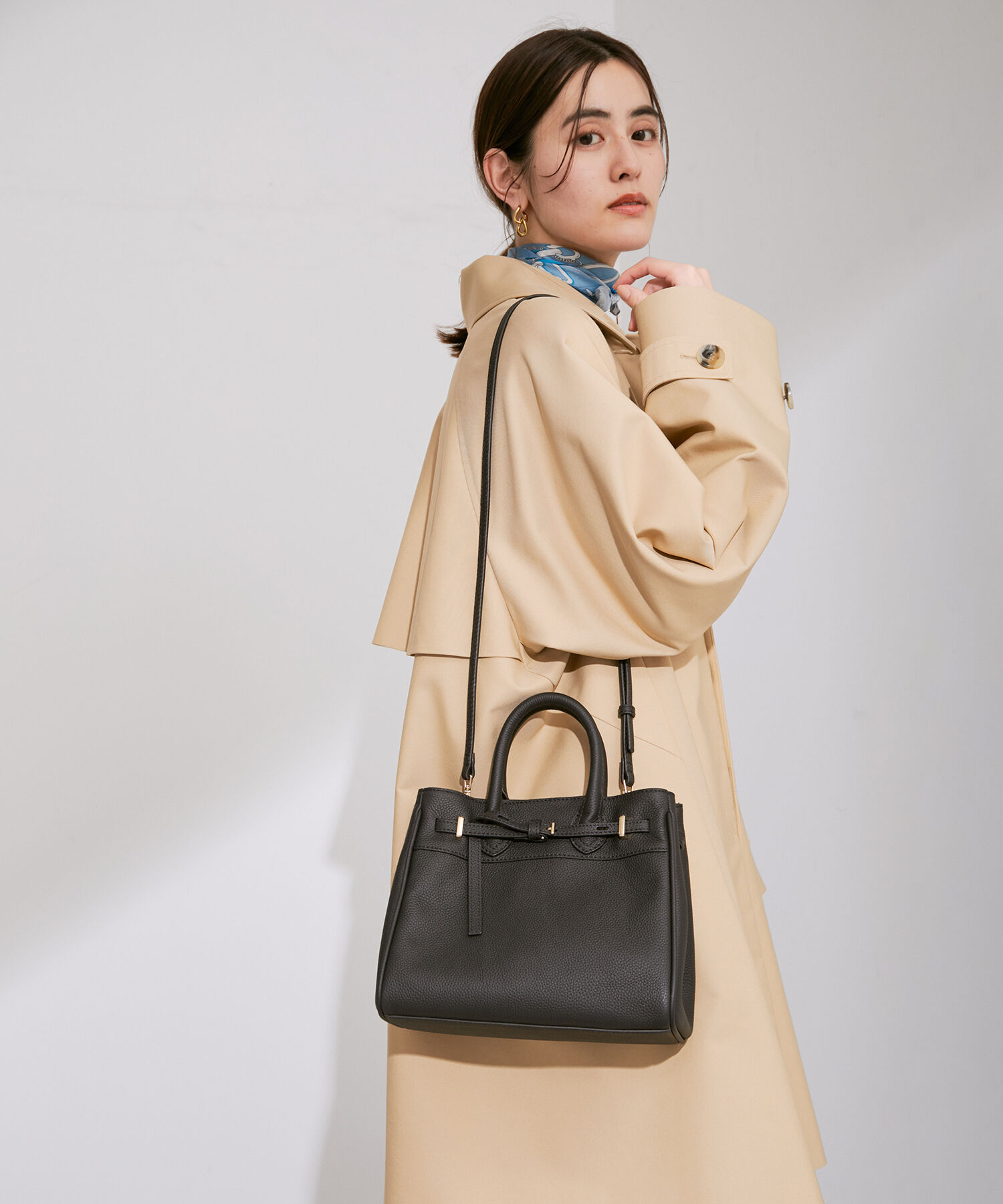 ROPE「リアルレザーナローベルトミドルバッグ」|ハンドバッグ|