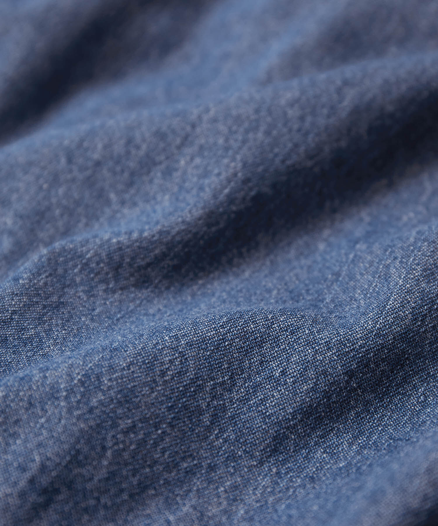 ROPE「【雑誌掲載】【洗える】サステナブルデニムラッフルブラウス/セットアップ対応」|シャツ・ブラウス|