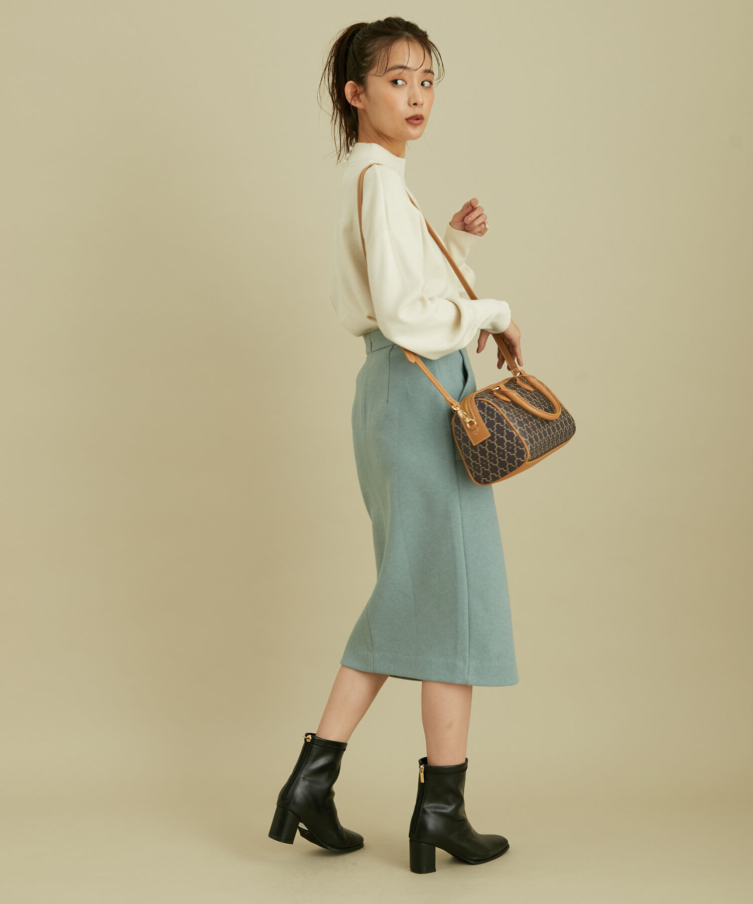 VIS「【Airy Warm】圧縮ニットソータイトスカート<セットアップ対応>」|スカート|