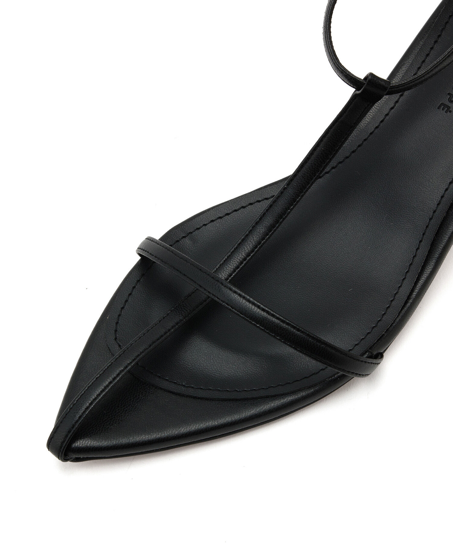 ADAM ET ROPE'「【サステナブル】ナロークロスストラップサンダル」|サンダル|