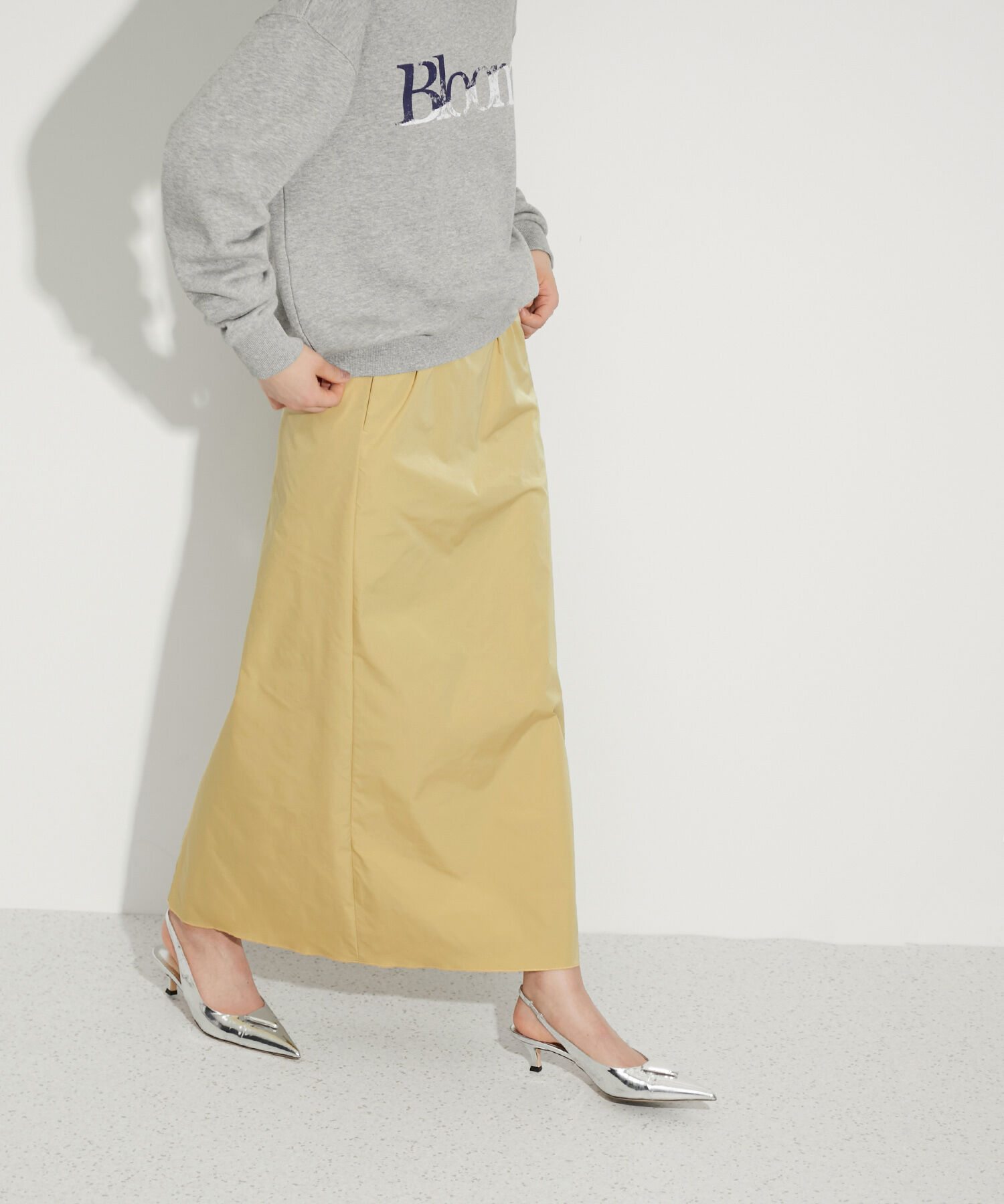 ADAM ET ROPE'「【サステナブル】マイクロストレッチリーンスカート」|スカート|ベージュ(27)