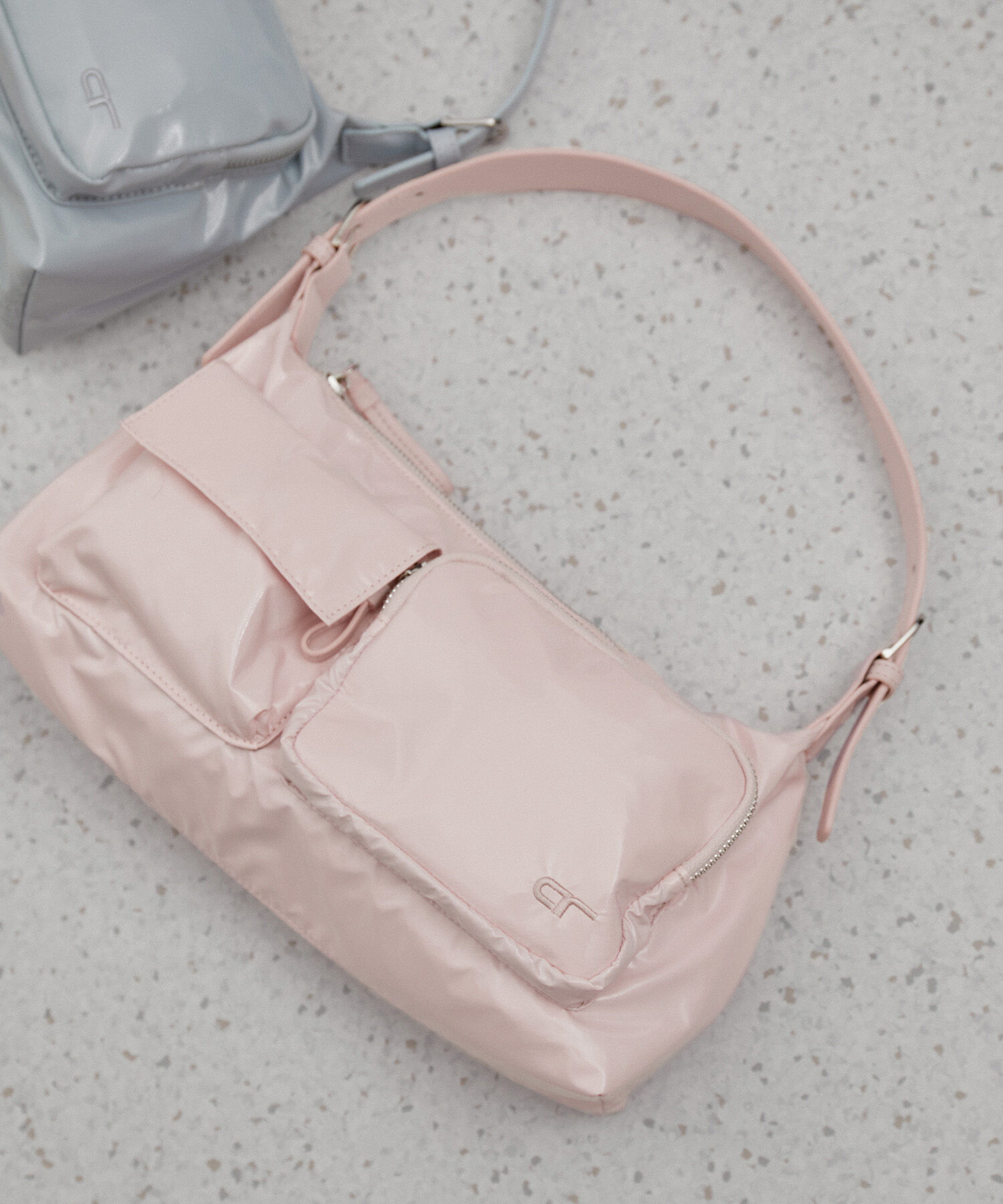 ADAM ET ROPE'「【サステナブル・追加】ボックスポケットミニバッグ」|ハンドバッグ|ピンク(63)