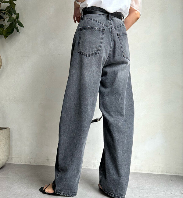  「【ベストセラーアイテム】カーブデニム」|デニム|