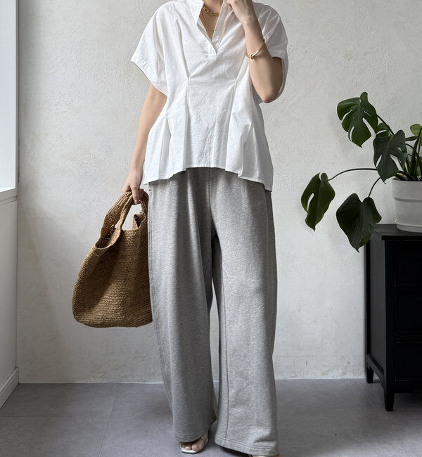  「【WEB限定】コットンリネンタックブラウス」|シャツ・ブラウス|