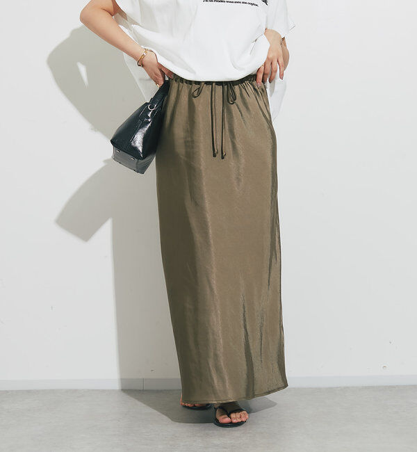  「《ソフトな艶やかさで上品見え》ビンテージサテンスカート」|スカート|