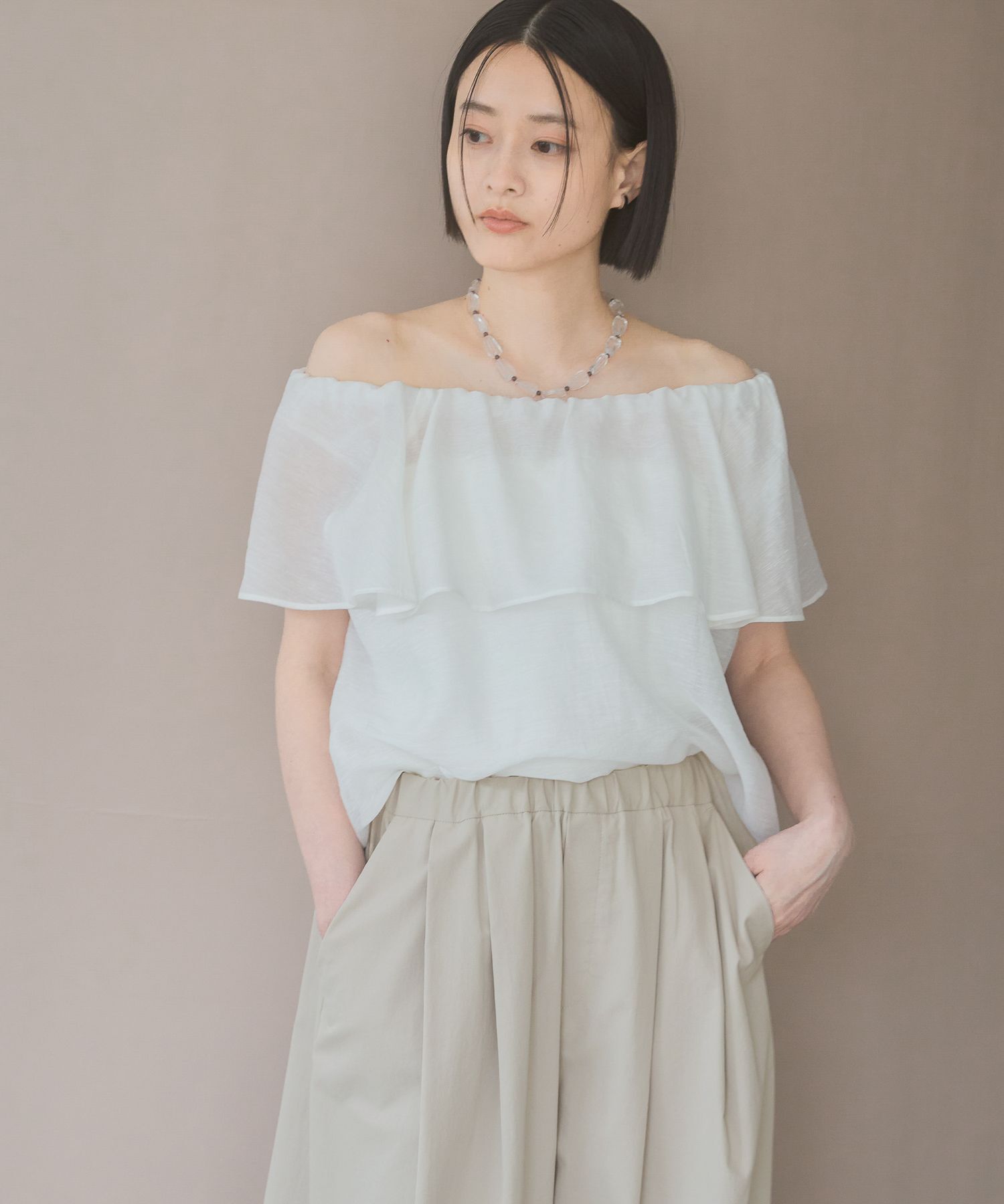 A part by 「リネンフリルブラウスフレンチスリーブ」|シャツ・ブラウス|