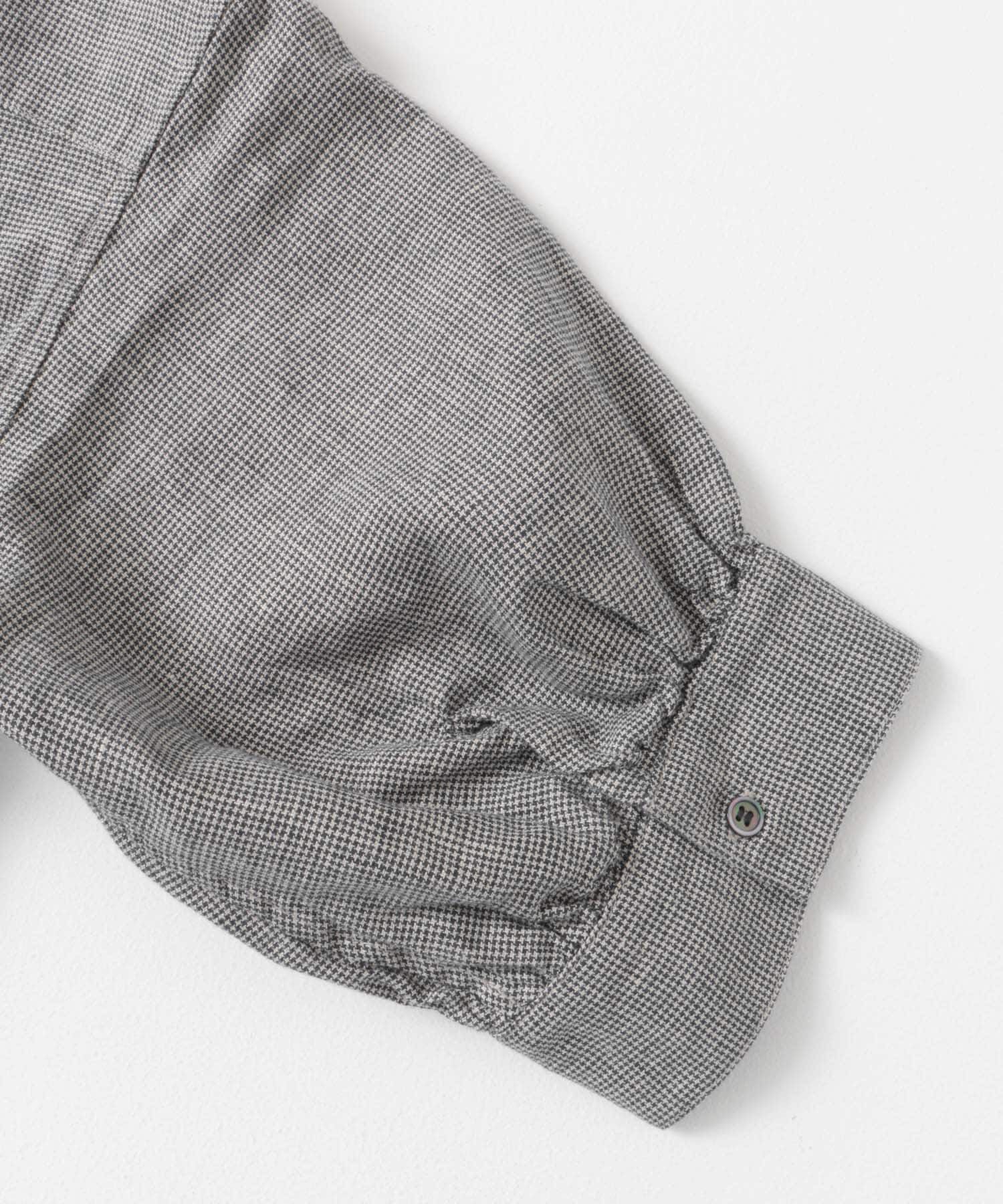 URBAN RESEARCH DOORS「FORK&SPOON　コットンリネンギャザースリーブシャツ」|シャツ・ブラウス|