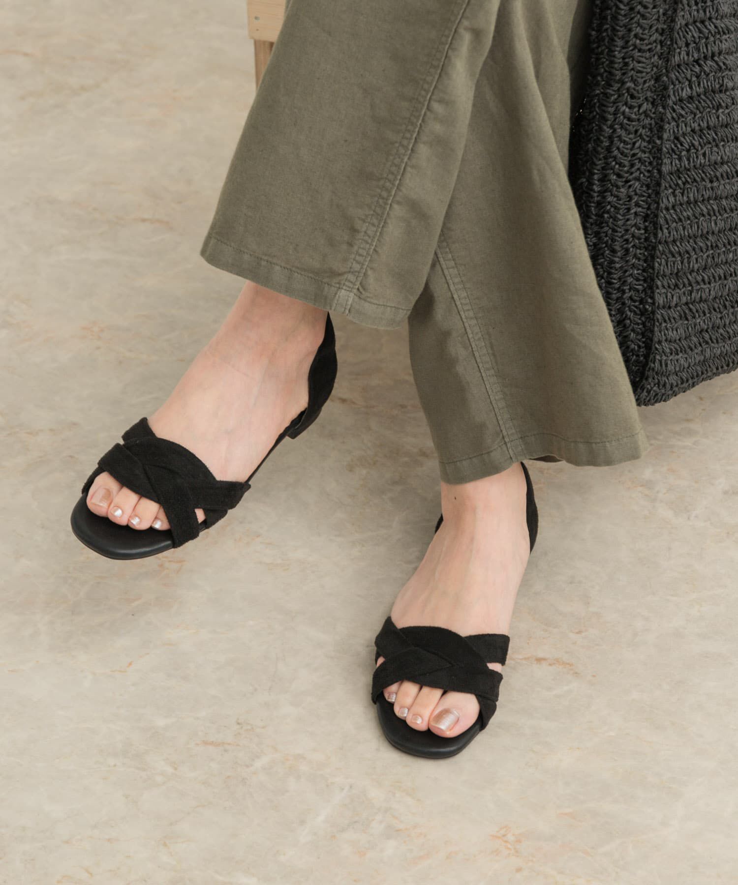 URBAN RESEARCH DOORS「『一部WEB限定カラー』セパレートフラットサンダル」|サンダル|ブラック