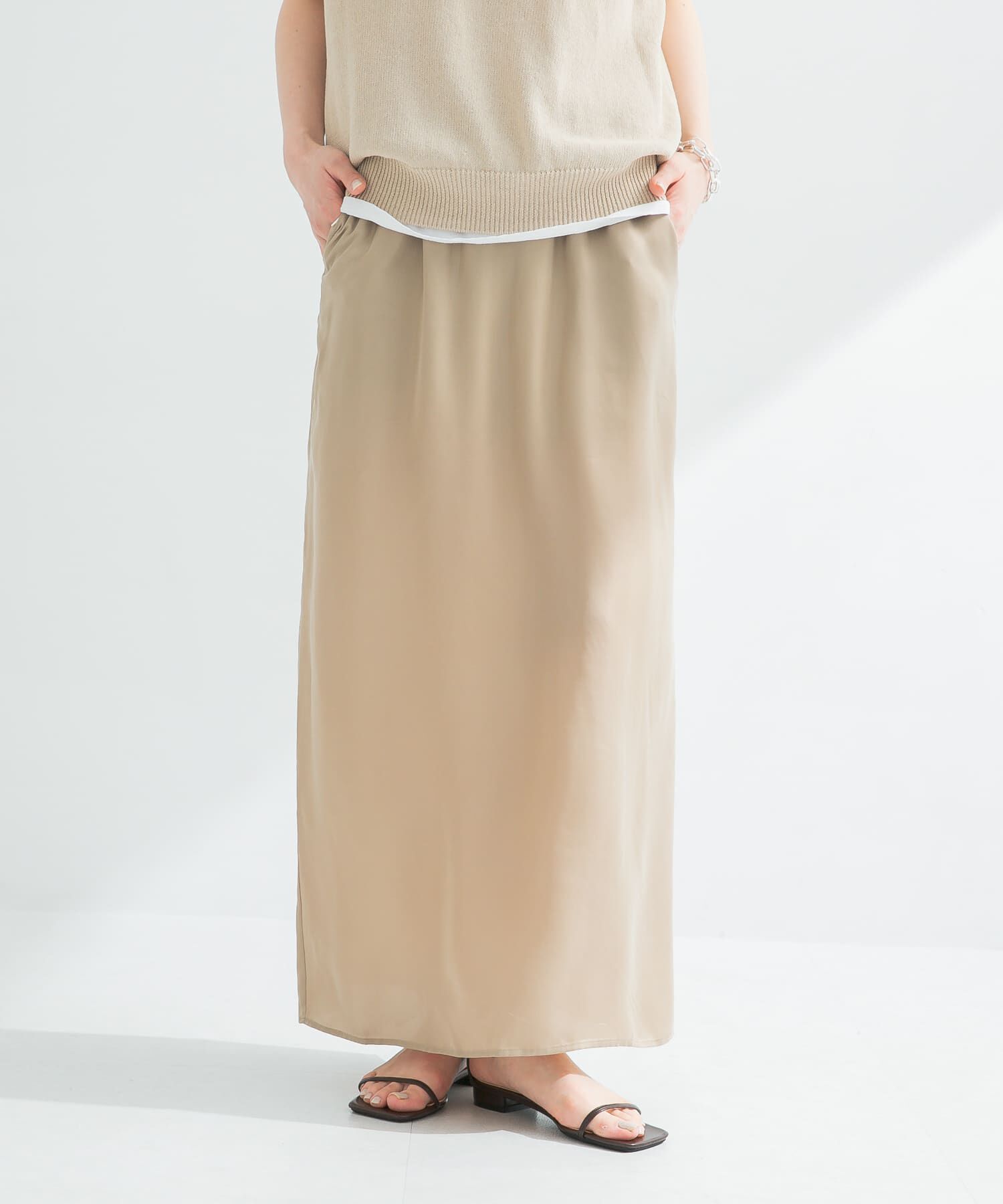 URBAN RESEARCH「『2サイズ展開』キュプラサテンストレートスカート」|スカート|