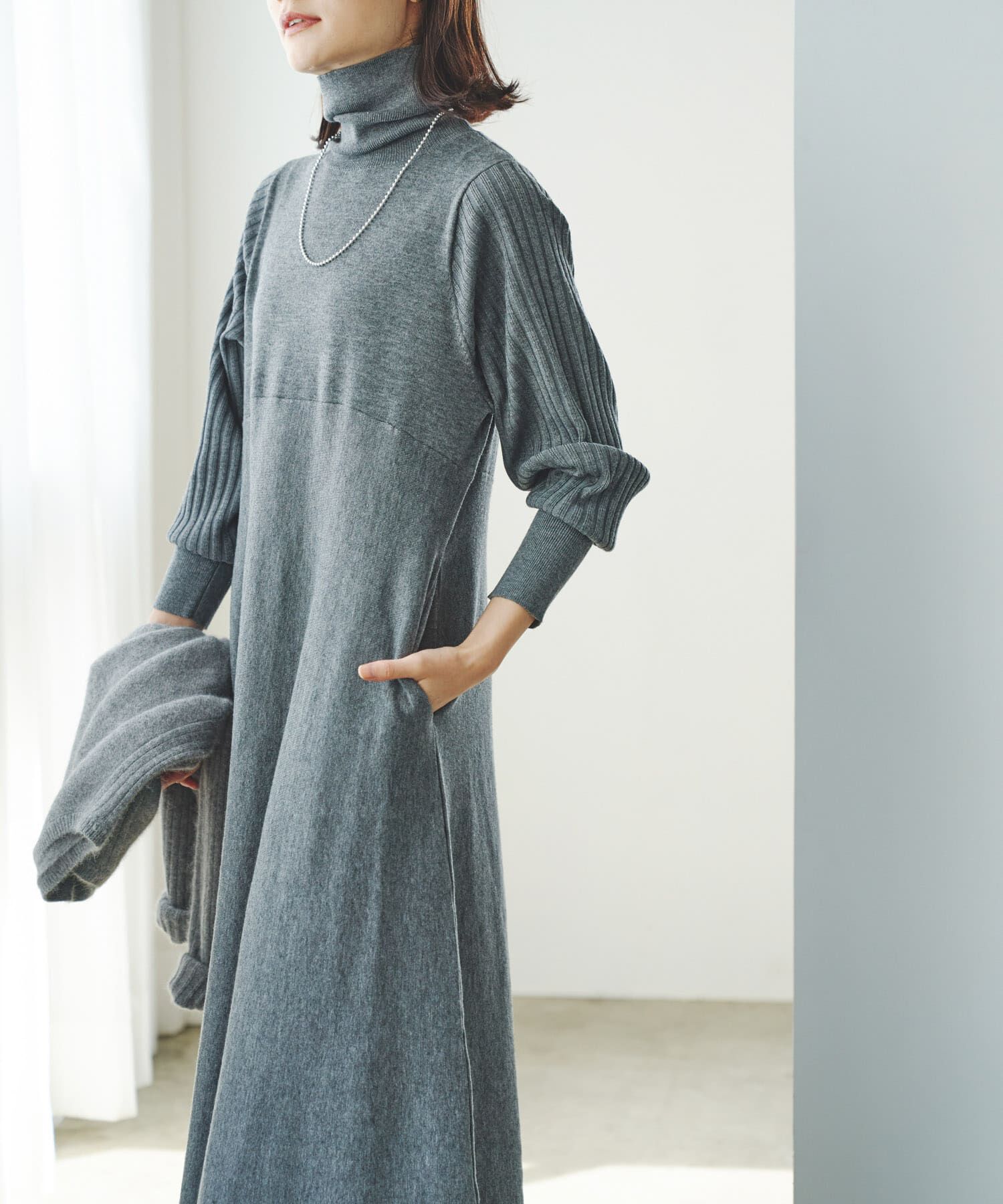 URBAN RESEARCH ROSSO「『WEB限定』『再入荷予定』タートルネックデザインスリーブワンピース」|ワンピース|