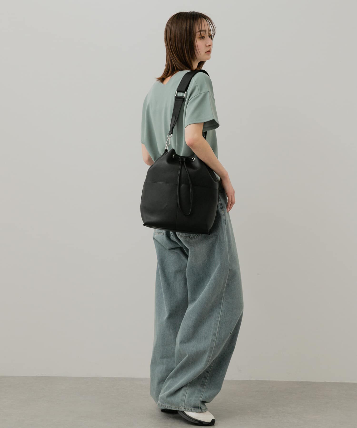 SENSE OF PLACE by URBAN RESEARCH「アウトポケットバケットバッグ」|ショルダー・メッセンジャー|