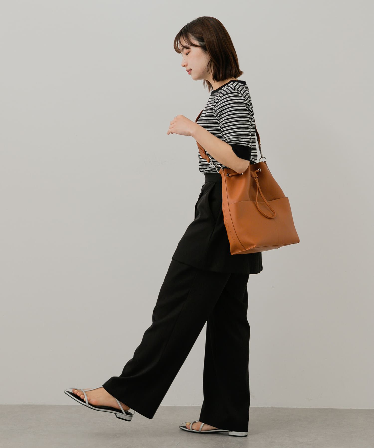 SENSE OF PLACE by URBAN RESEARCH「アウトポケットバケットバッグ」|ショルダー・メッセンジャー|