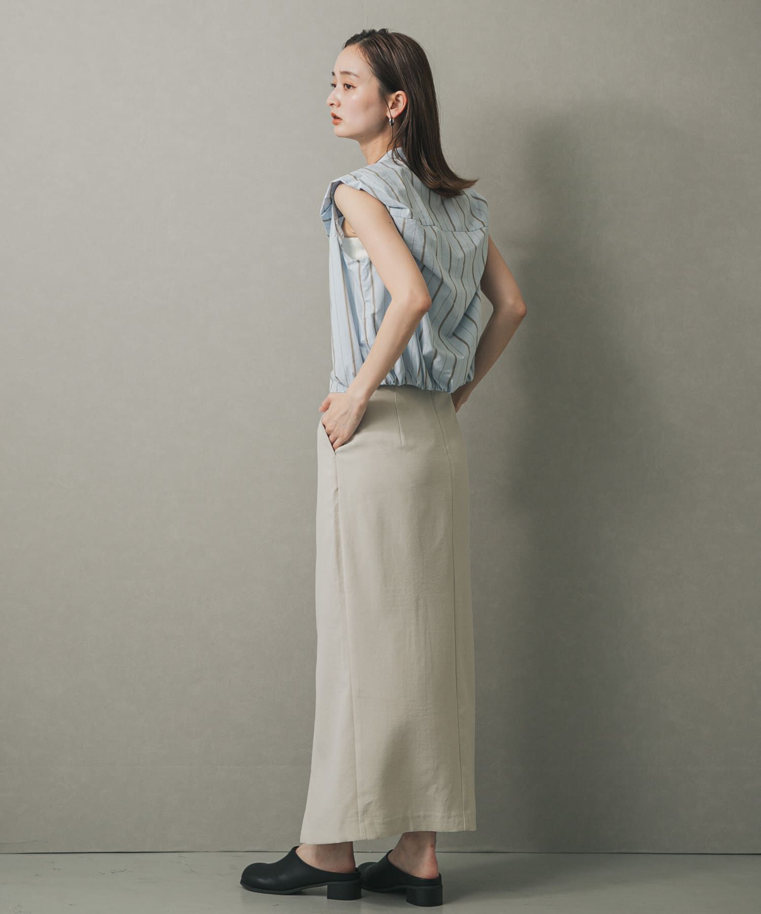 SENSE OF PLACE by URBAN RESEARCH「『UR TECH DRYLUXE』リネンライクスリットタイトスカート」|スカート|