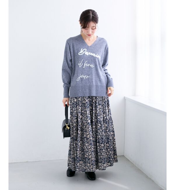  「フレーズロゴ刺繍Vネックニット」|ニット・セーター|