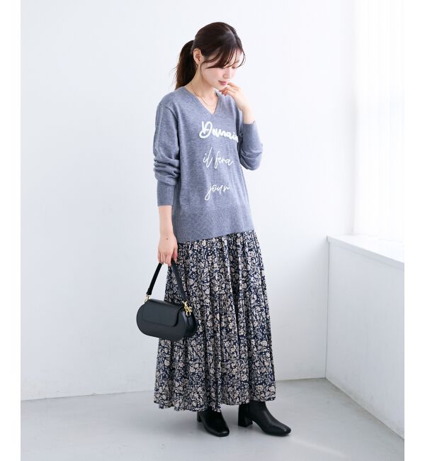  「フレーズロゴ刺繍Vネックニット」|ニット・セーター|