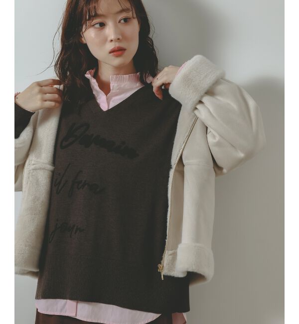  「フレーズロゴ刺繍Vネックニット」|ニット・セーター|