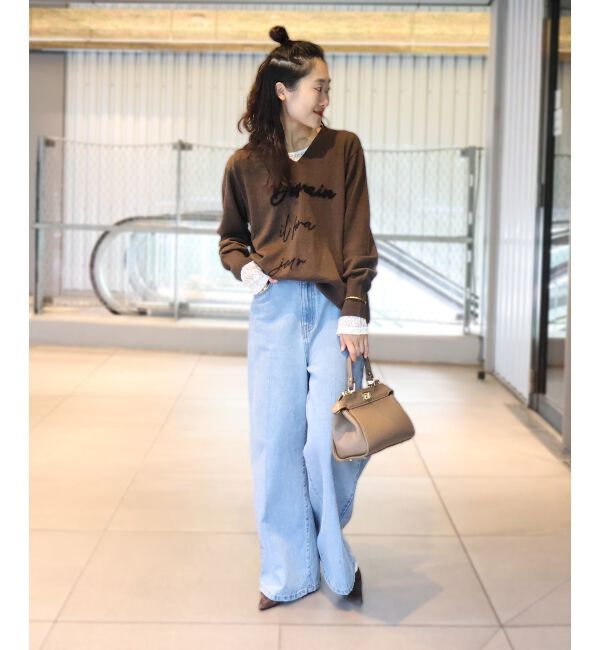  「フレーズロゴ刺繍Vネックニット」|ニット・セーター|