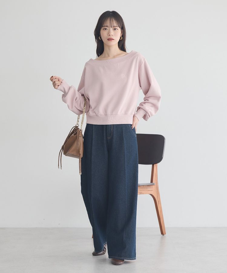 earth music&ecology「ショート丈ワンポイント刺繍オフショルスウェット」|スウェット・ジャージ|