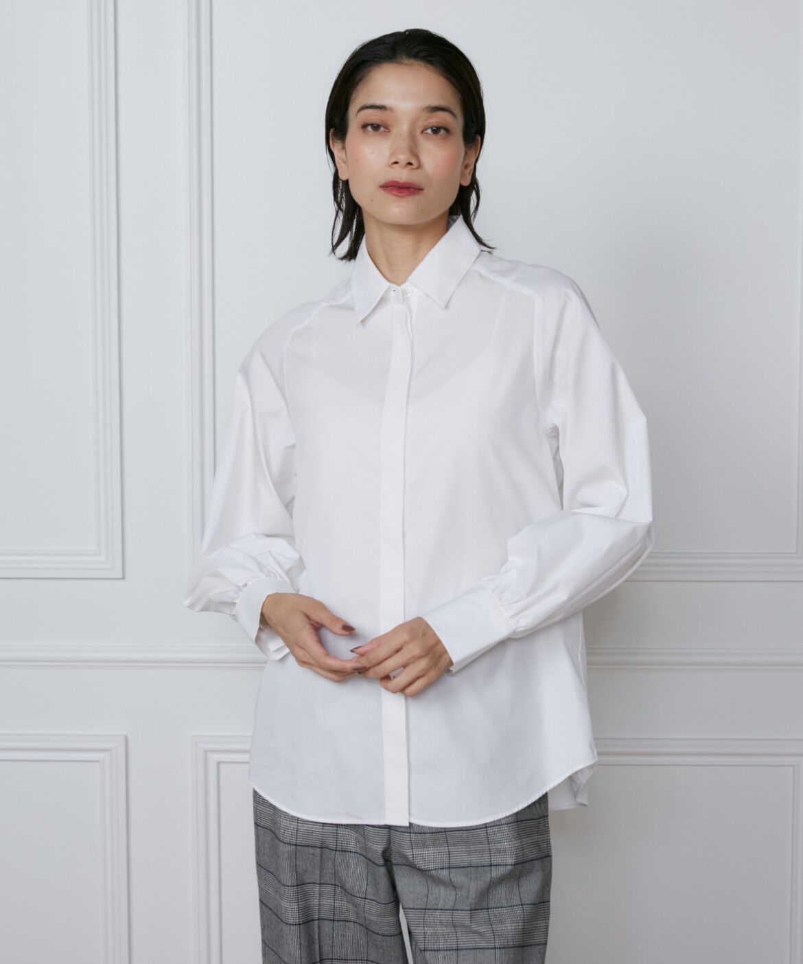 INED「《大きいサイズ》ハンマースリーブブラウス」|シャツ・ブラウス|