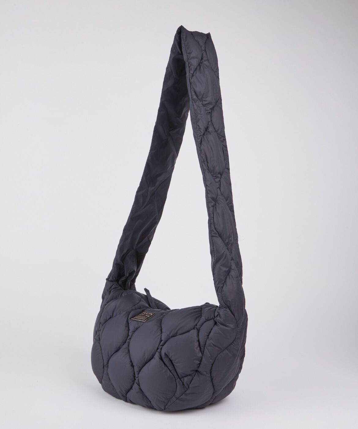 DAY by DAY it&rsquo;s international「ﾐﾘﾀﾘｰ ﾊﾞﾅﾅｼｮﾙﾀﾞｰ ﾀﾞｳﾝﾊﾞｯｸﾞM-ｿﾌﾄｼｪﾙ 《TA」|ショルダー・メッセンジャー|