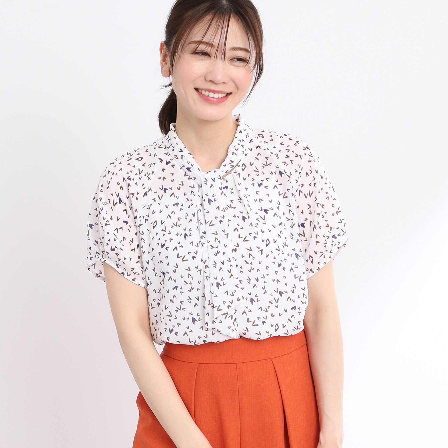 Reflect「【マシンウォッシュ可／セットアップ可】ボウタイプリントブラウス」|シャツ・ブラウス|