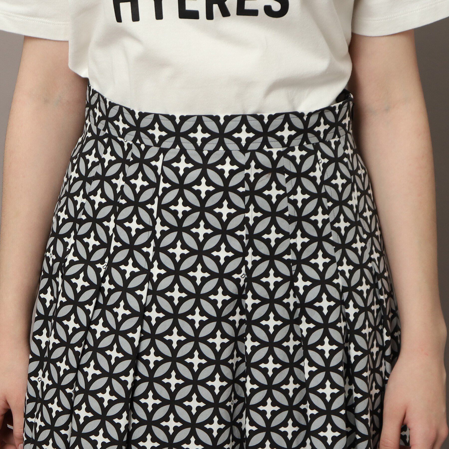 DRESSTERIOR「オーバーラップサークルタックスカート」|スカート|