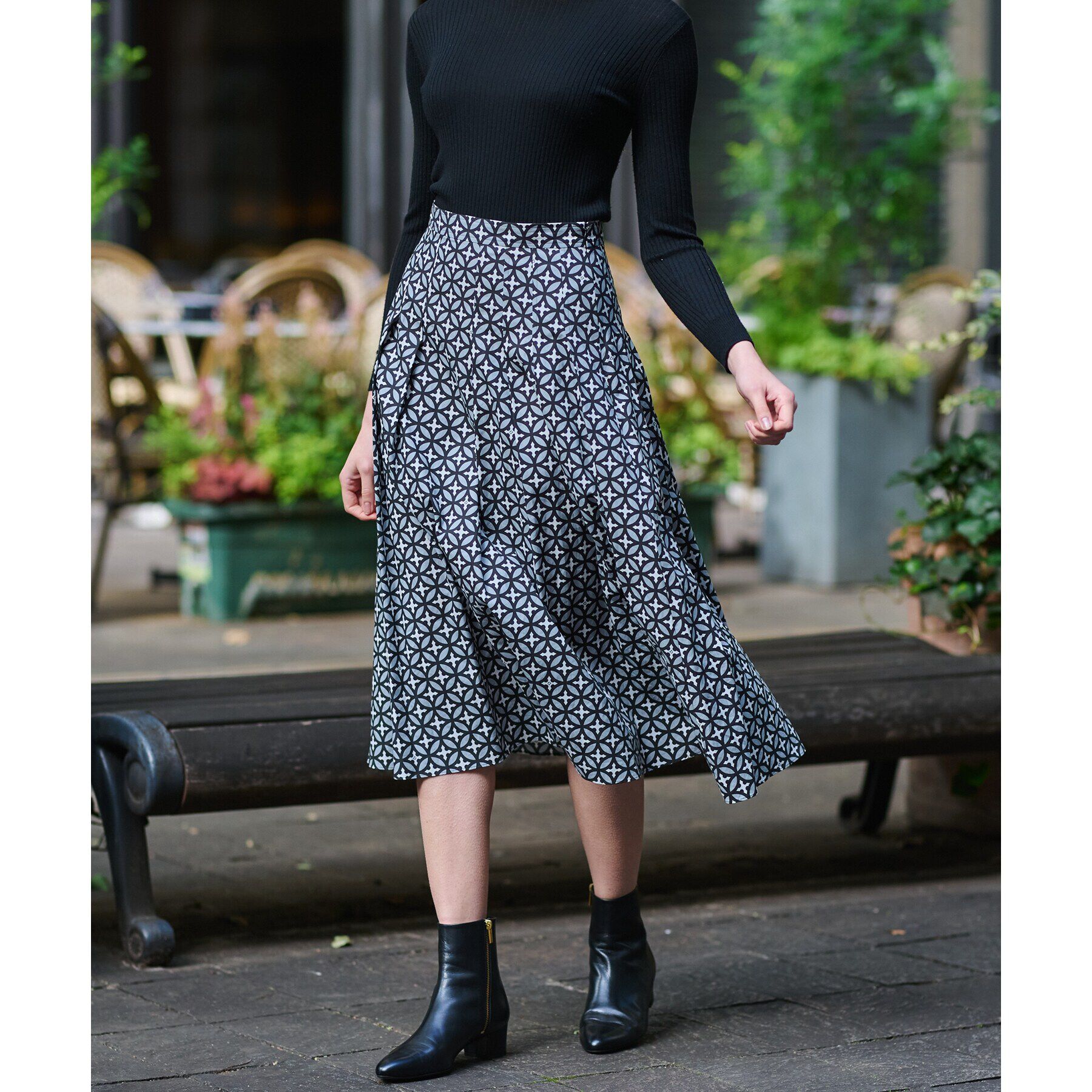 DRESSTERIOR「オーバーラップサークルタックスカート」|スカート|