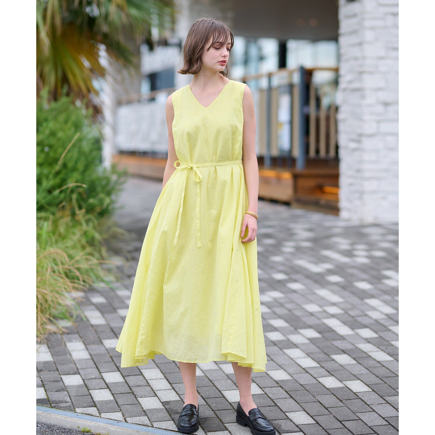 DRESSTERIOR「【大人フェミニン/前後2WAY/洗える】ドット刺繍ボリュームワンピース」|ワンピース|