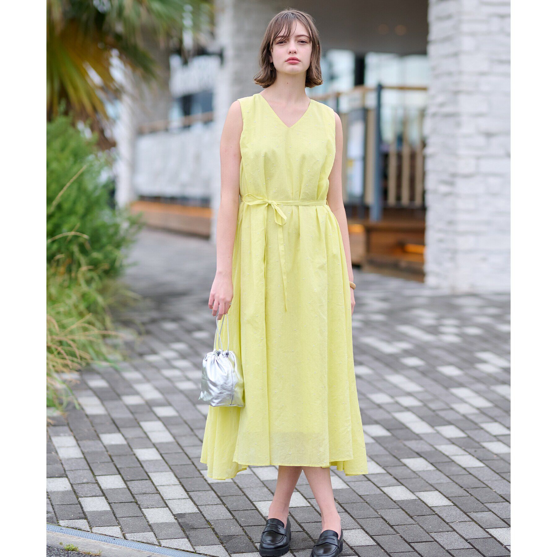 DRESSTERIOR「【大人フェミニン/前後2WAY/洗える】ドット刺繍ボリュームワンピース」|ワンピース|