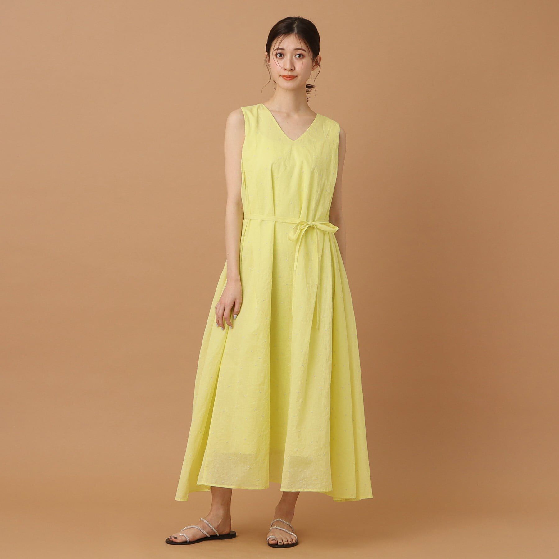 DRESSTERIOR「【大人フェミニン/前後2WAY/洗える】ドット刺繍ボリュームワンピース」|ワンピース|