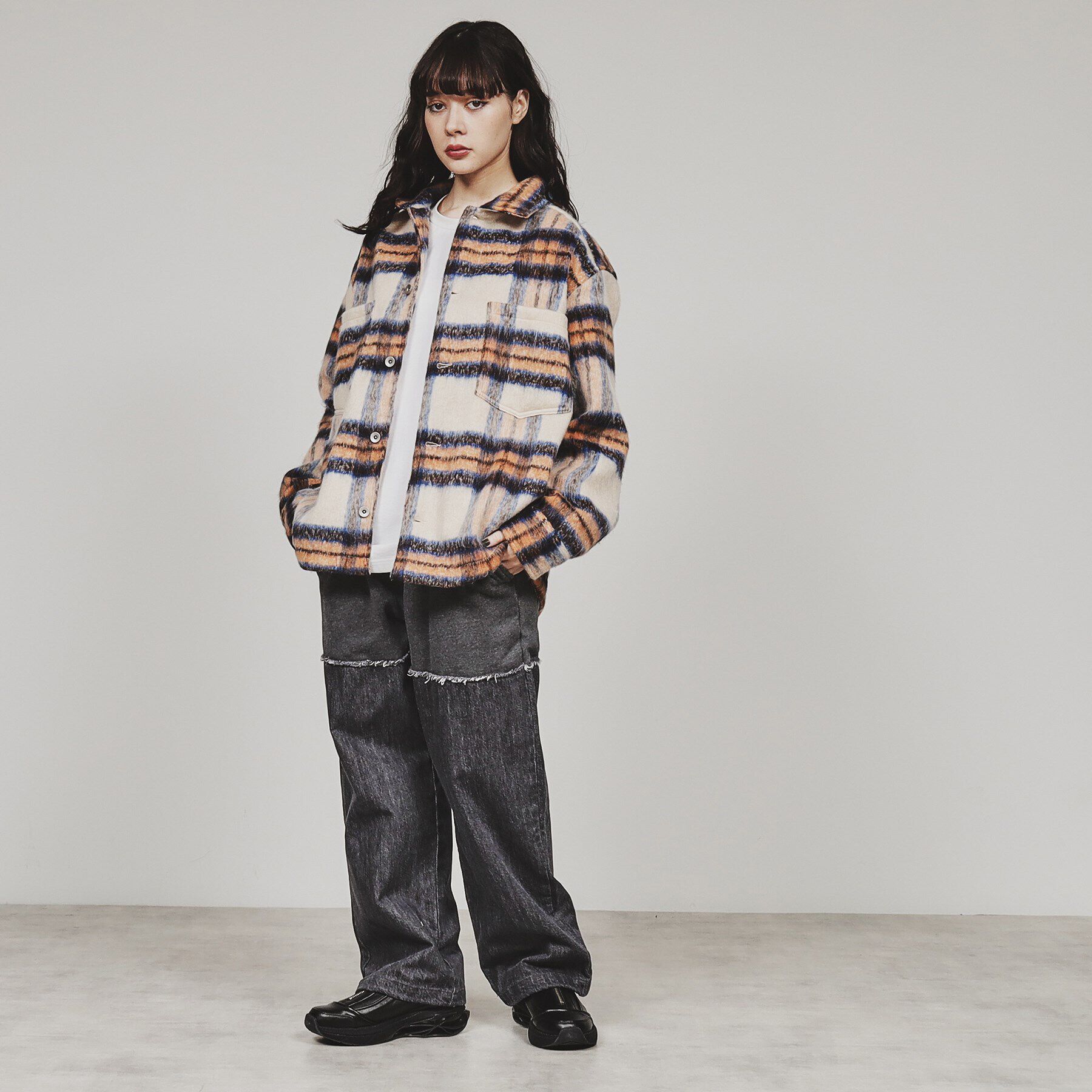 tk.TAKEO KIKUCHI「デニムコンビスウェットパンツ」|その他|